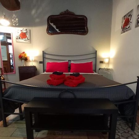 Casa Paola Apartment Spoleto Luaran gambar