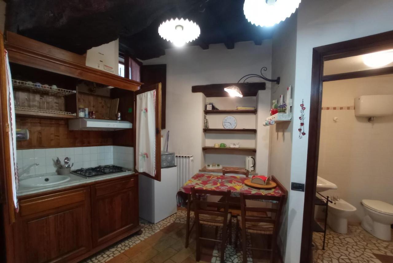 Casa Paola Apartment Spoleto Luaran gambar